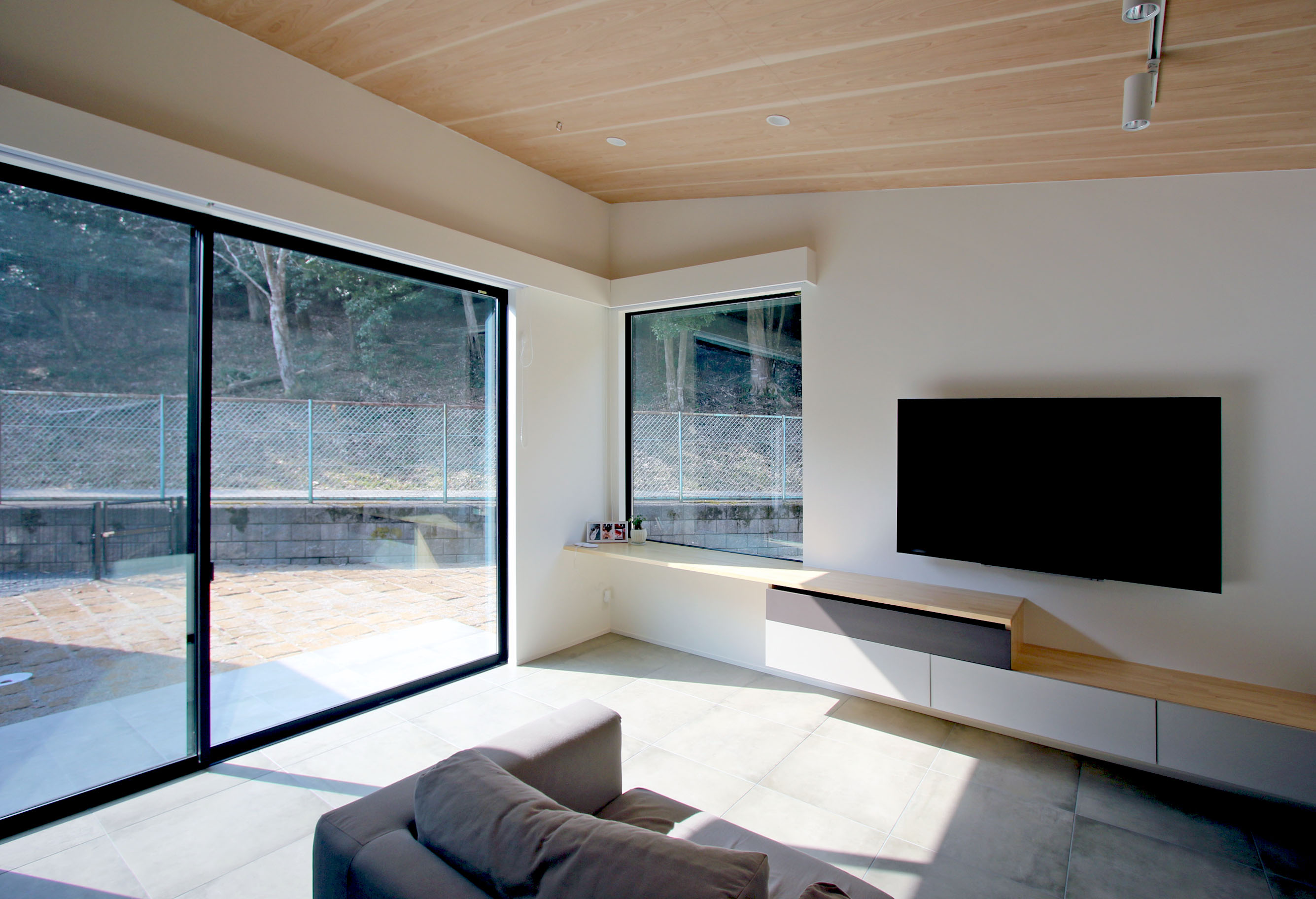 モダン平屋の美しい家