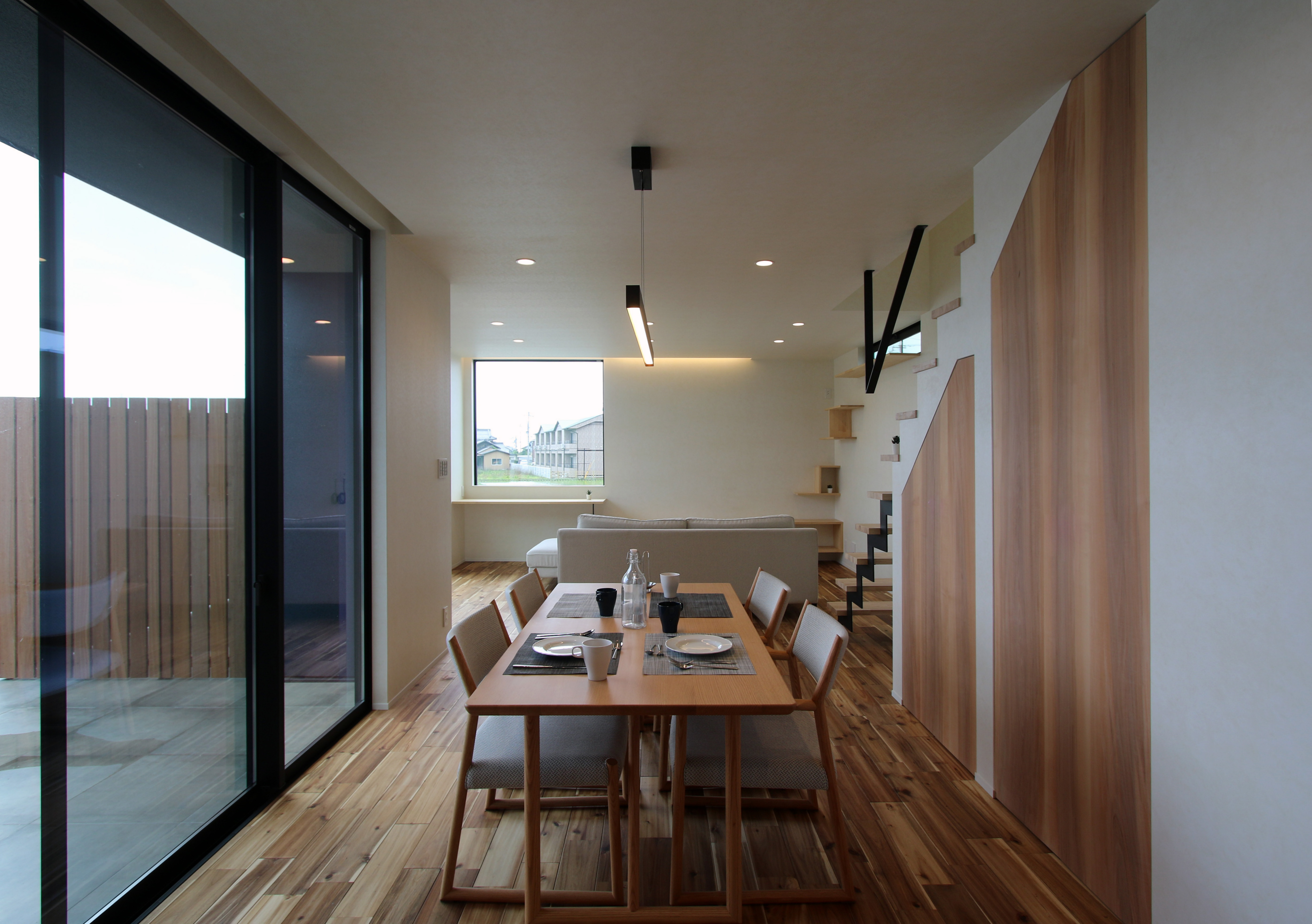 甲良町のモダンハウス